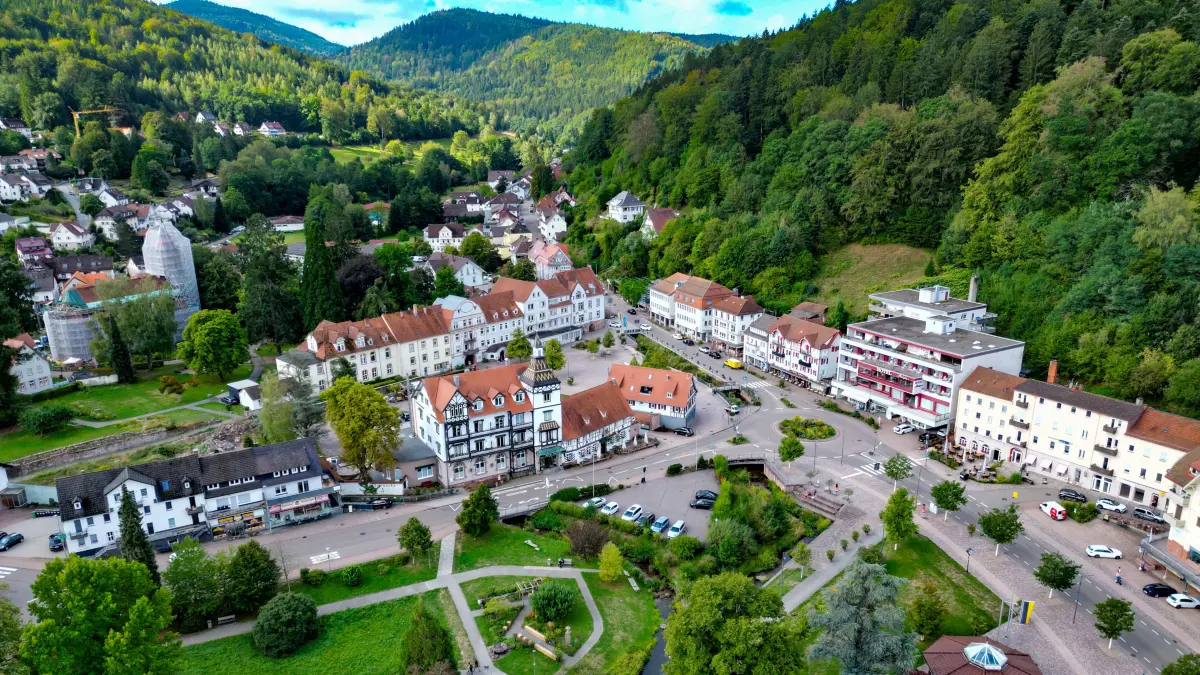 Bauen in Bad Herrenalb soll schneller möglich sein – doch nur unter bestimmten Voraussetzungen.