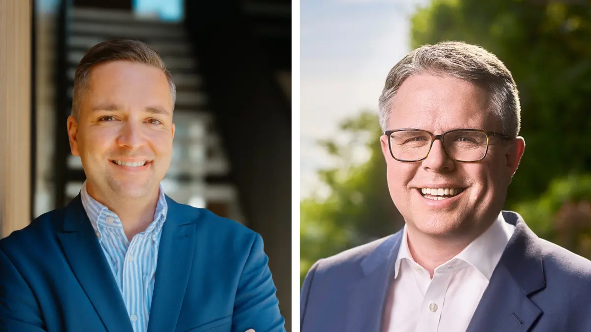 Wollen beide den Chefsessel im Offenburger Rathaus erobern (von links): Julian Christ und Tobias Benz stehen am Sonntag, 25. Oktober, zur Stichwahl - einer von beiden wird also das Rennen machen.