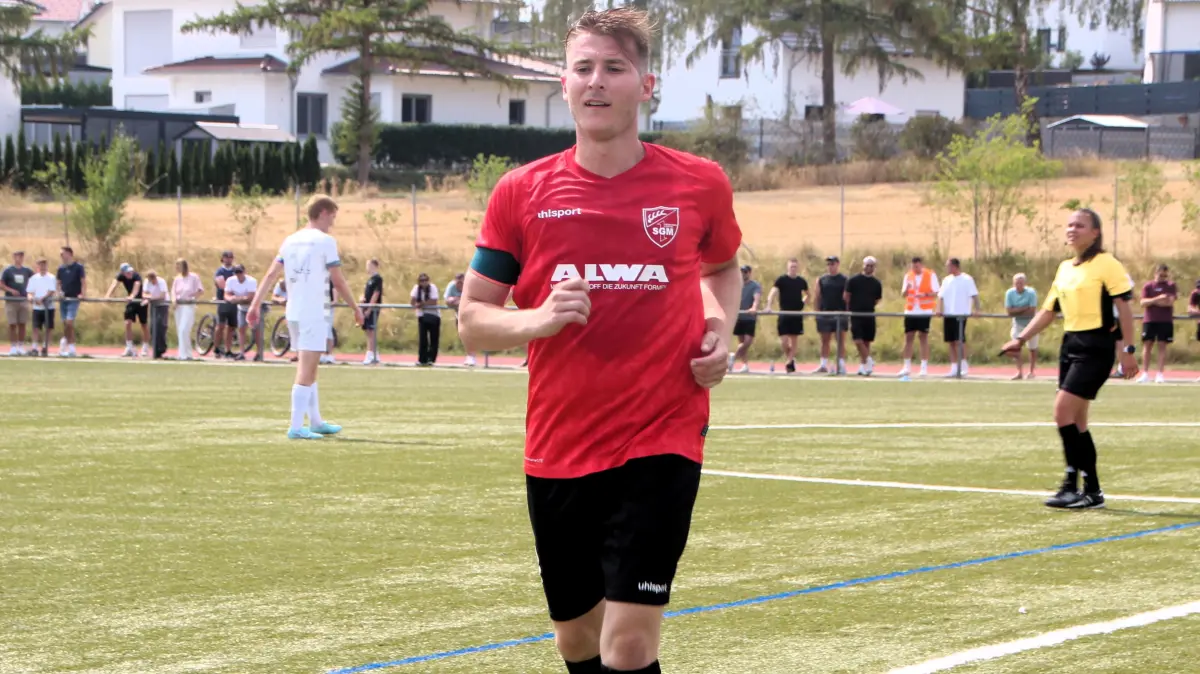 Die Partie VfL Nagold gegen SG Deißlingen/Lauffen ist ein Duell der Torjäger. Auch der Deißlinger Robin Schumpp hat bereits achtmal getroffen.