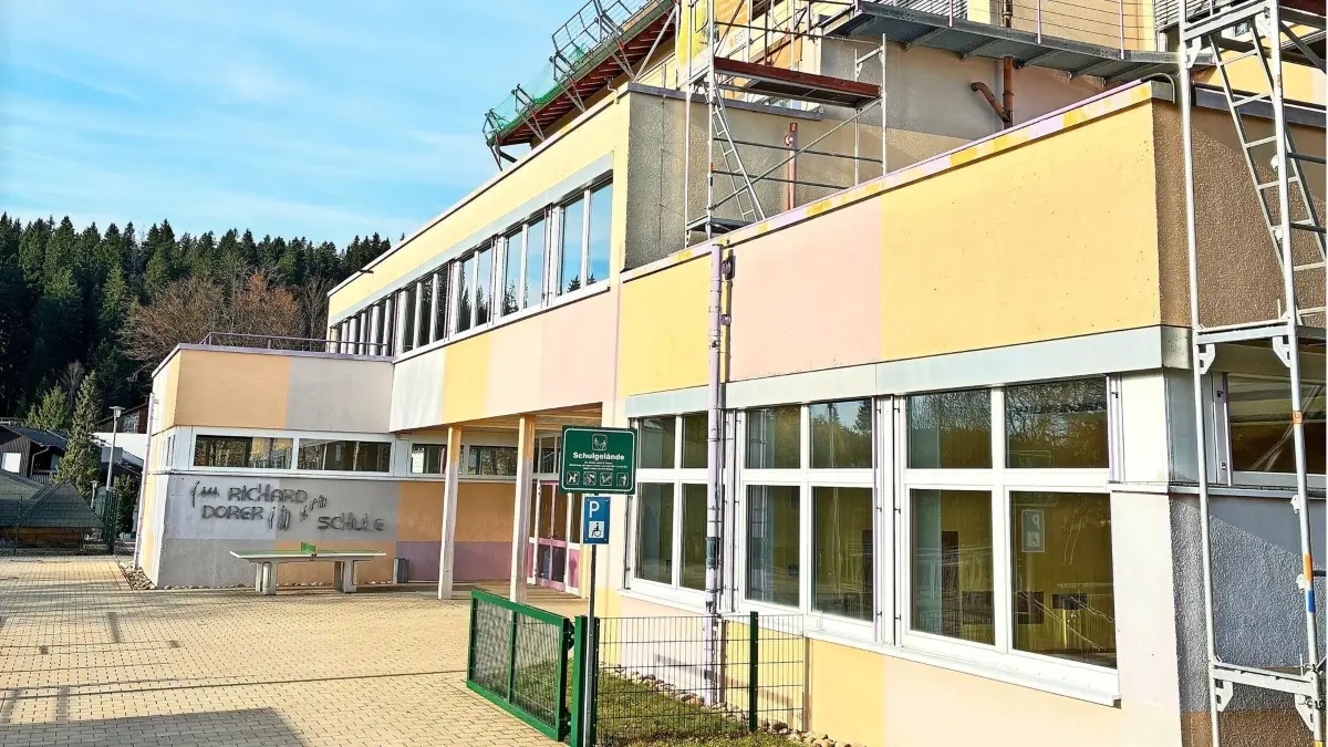 Die Richard-Dorer-Schule hat jetzt eine neue Mensa bekommen.