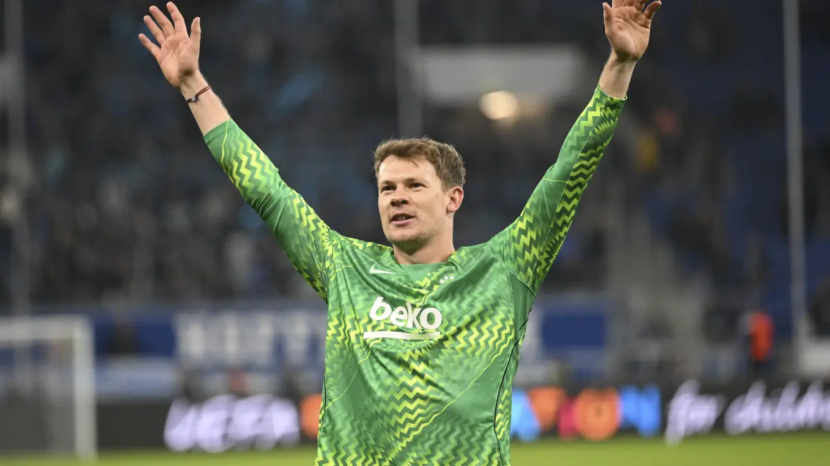 Hoffenheim v Besiktas - UEFA Europa League: Hoffenheim v Besiktas - UEFA Europa League SINSHEIM, GERMANY - OCTOBER 15: Alexander Nubel 1 of Besiktas celebrates their victory at the end of the UEFA Europa League Week 2 match between Hoffenheim and Besiktas at SNP Arena, on October 15, 2026 in Sinsheim, Germany. Halil Sagirkaya / Anadolu Sinsheim Germany. Editorial use only. Please get in touch for any other usage. PUBLICATIONxNOTxINxTURxUSAxCANxUKxJPNxITAxFRAxAUSxESPxBELxKORxRSAxHKGxNZL Copyright: x2026xAnadoluxHalilxSagirkayax