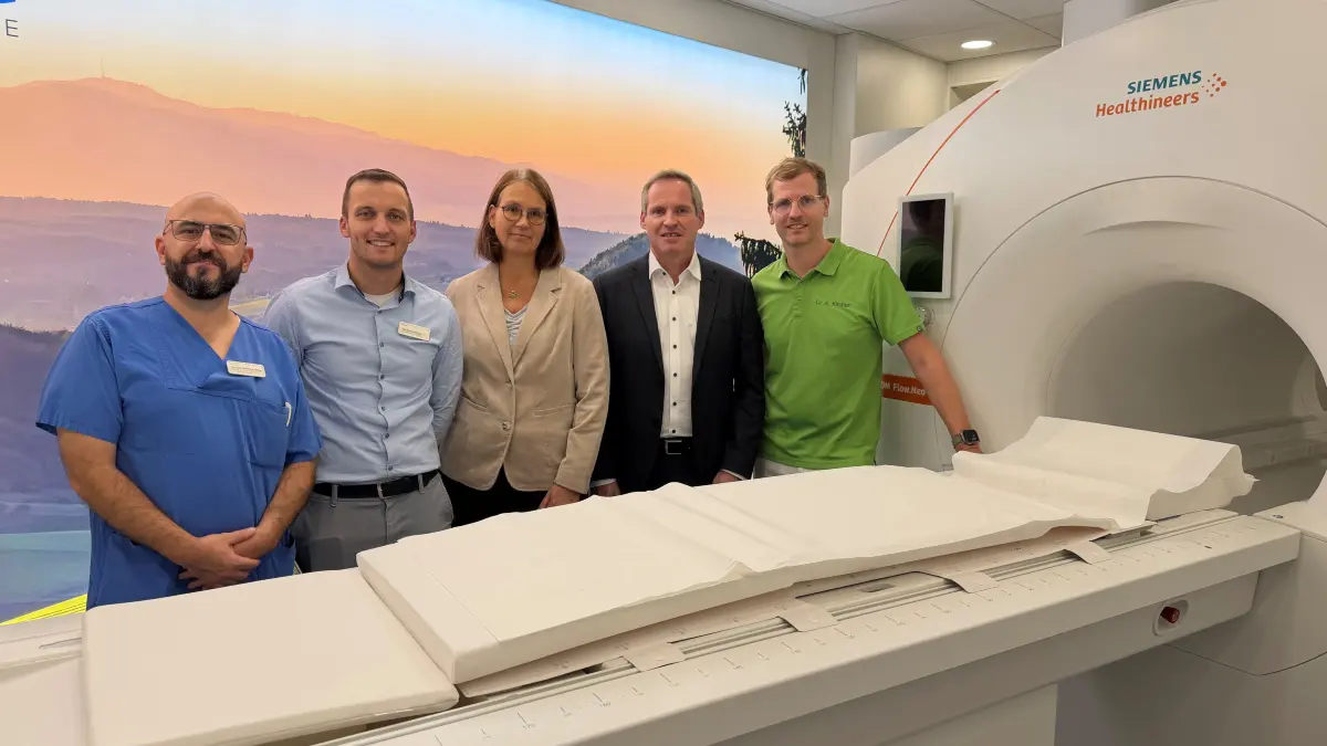 Feierlich wurde die Inbetriebnahme des neuen MRT in den Räumlichkeiten von „Das Radiologie Team“ an der Helios Klinik Müllheim gestaltet.