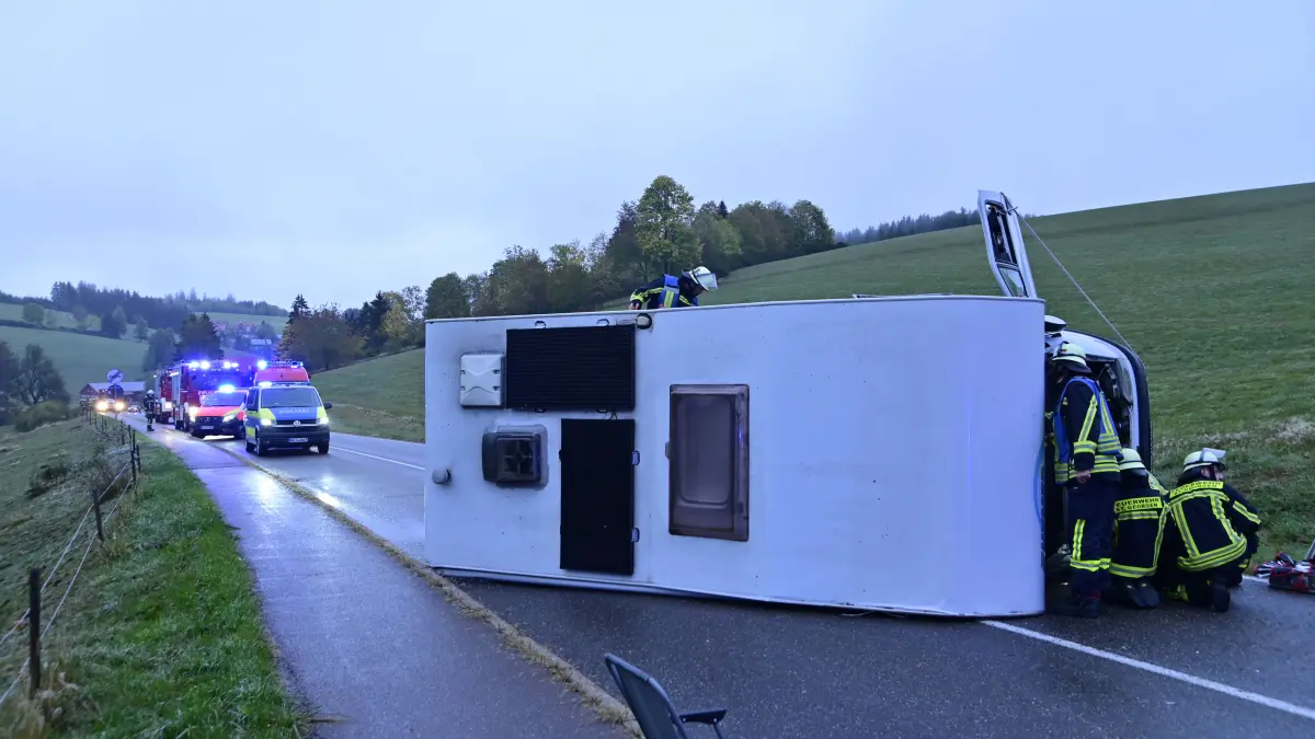 Bei St. Georgen hat eine Wohnmobil-Fahrerin die Kontrolle verloren.
