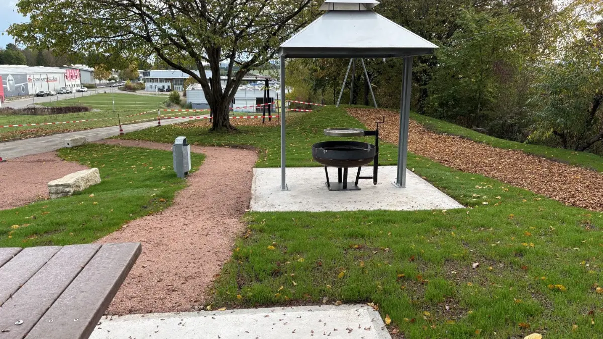Der Bergwald mit Spielplatz und Grillstelle ist wieder in Schuss und kann bald freigegeben werden.