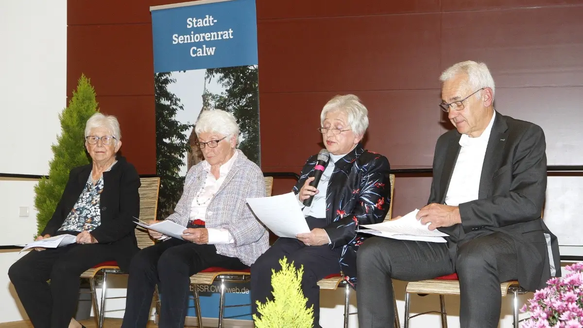 Verantwortliche des Stadtseniorenrats stellten die vielfältigen Aufgaben des Vereins vor.