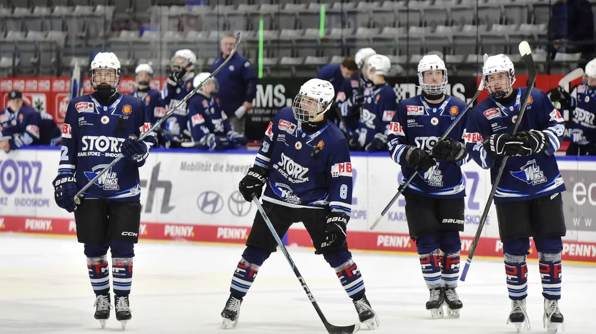 Wild Wings U17 (blau) - Starbulls Rosenheim (weiss) 1:4