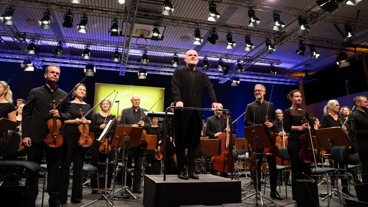 Beim Abschlusskonzert spielte das SWR-Symphonieorchester vor ausverkaufter Baarsporthalle.