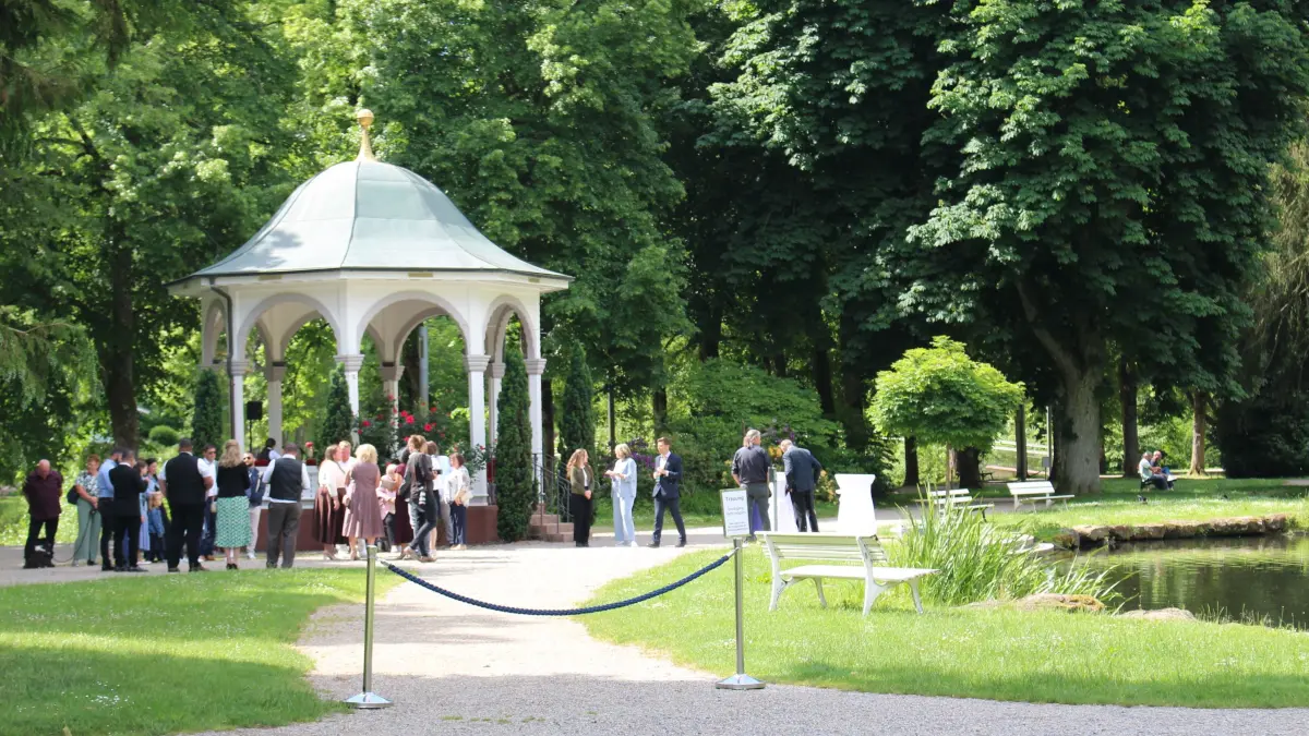 Der Pavillon im Bad Liebenzeller Kurpark ist als Trauort bei Brautpaaren besonders beliebt.