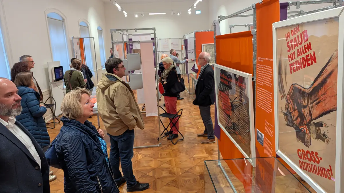 Groß war das Publikumsinteresse bei der Eröffnung derneuen Sonderausstellung zum Nationalsozialismus in Müllheim.