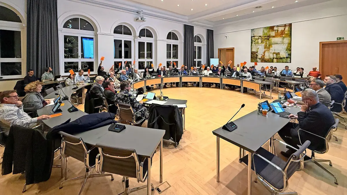 An die Mitglieder des Gemeinderats geht in Lahr der Großteil der Sitzungsgelder