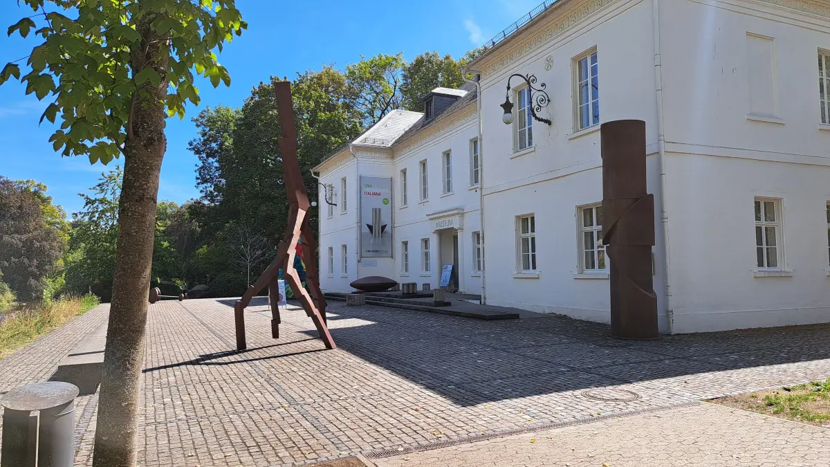 Derzeit können Interessierte umsonst das Museum Art.Plus und die aktuellen Ausstellungen besuchen.