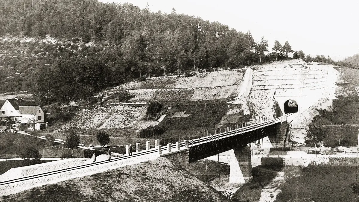 Der „Stock“-Tunnel im Jahr der Inbetriebnahme der Kinzigtalbahn Schiltach – Freudenstadt 1886. (Archivbild)