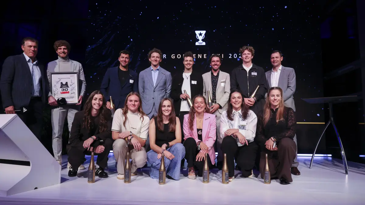 Wurden mit dem Goldenen Ski ausgezeichnet: Vanessa Voigt, Philipp Nawrath, Emma Aicher, Linus Strasser, Selina Freitag, Philipp Raimund, Nathalie Armbruster, Johannes Rydzek, Coletta Rydzek, Elias Keck, Daniela Maier und Florian Wilmsmann.