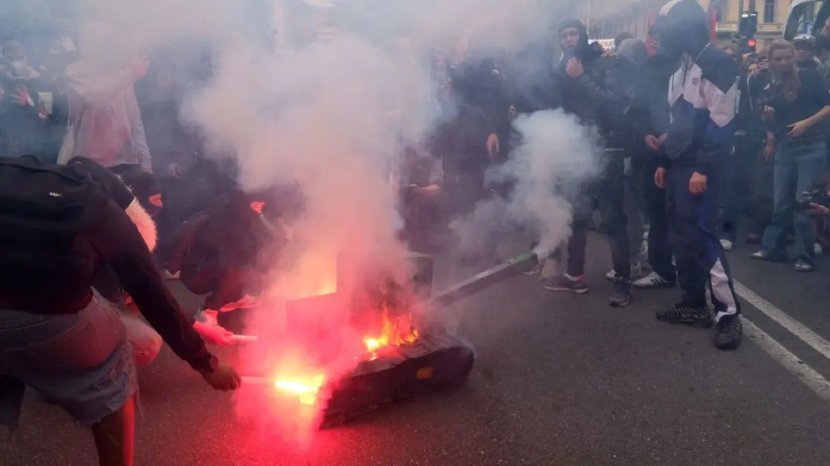 Kommt es am 31. Oktober auch in deutschen Städten zu Gewaltszene wie in Frankreich und Italien (hier im Bild Mailand)?