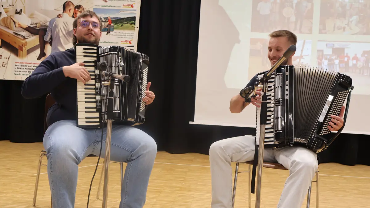 Lennart und Silas Weißer sorgten für die musikalische Untermalung