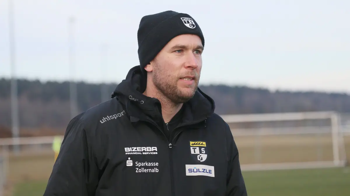 Trainer Philipp Wolf und die TSG Balingen II müssen nach dem 0:1 gegen Tabellenführer TSV Berg weiter auf den ersten Sieg in der Verbandsliga Württemberg warten.