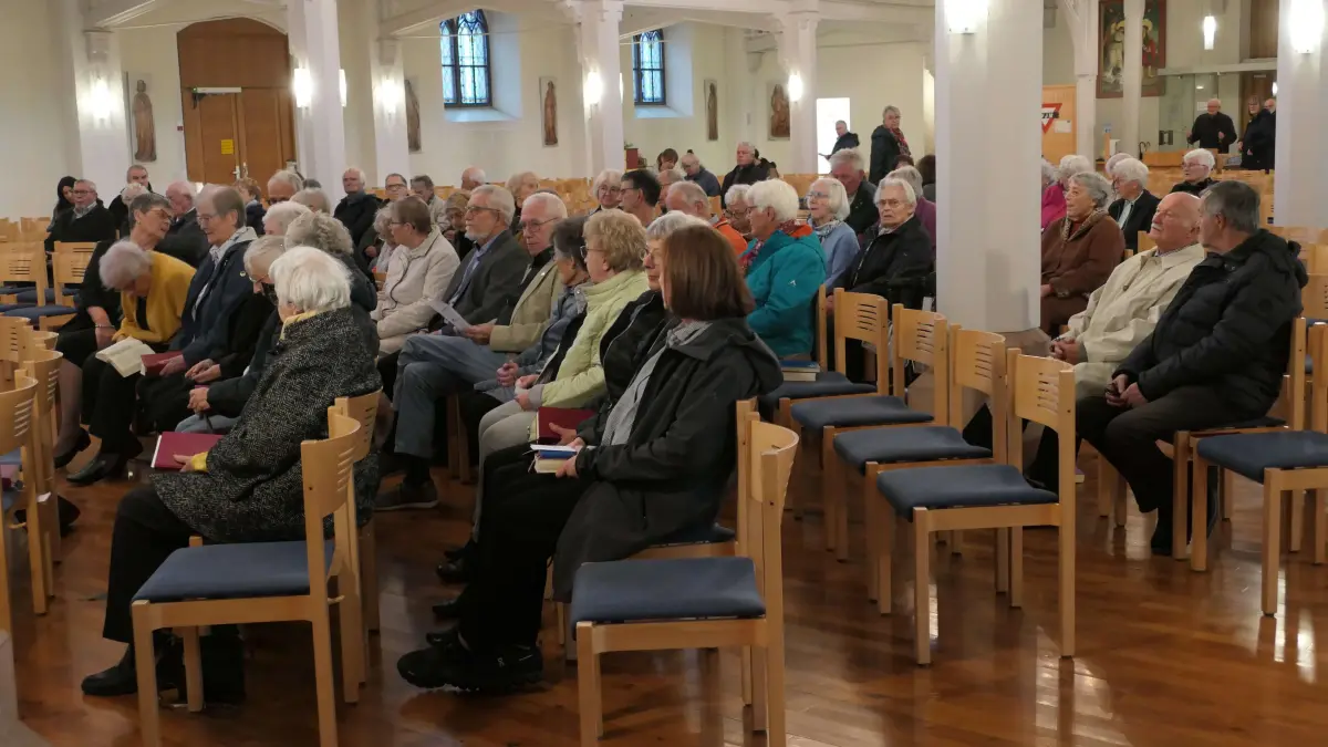 Ein Gottesdienst in der Lorenzkirche eröffnet die Feier zum Jubiläum.