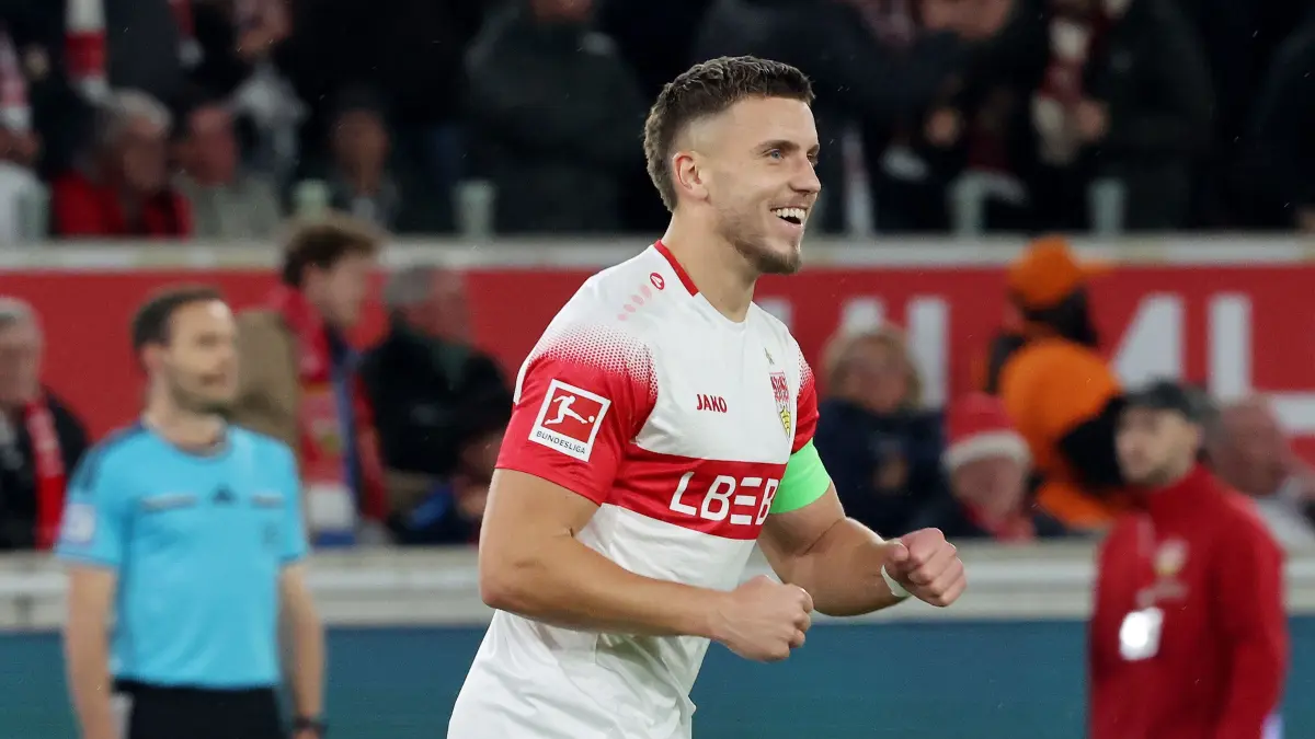 Fußball VfB Stuttgart vs. Borussia Mönchengladbach: BAU // Stuttgart, Fußball Bundesliga, 7. Spieltag, VfB Stuttgart vs. Borussia Mönchengladbach , Ermedin Demirovic ( VfB )
