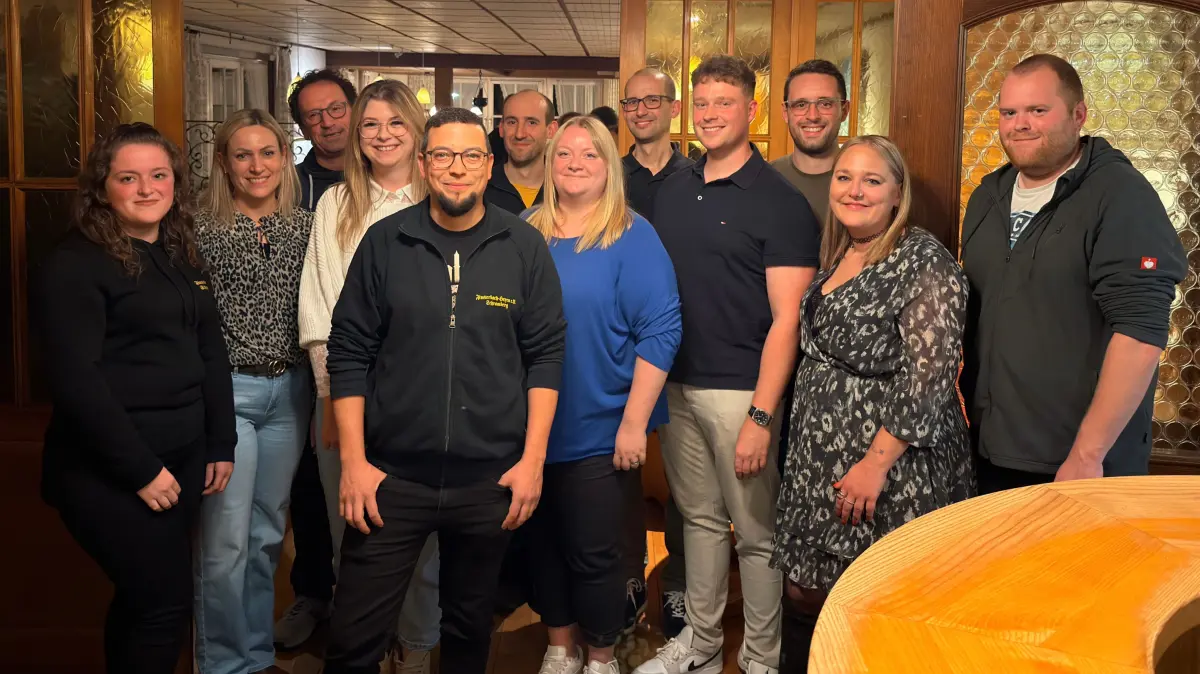 Der Ausschuss (von links): Christina Aiello, Carina Moosmann, Thomas Günter, Dorina Kopp, Nicolai Lipp, Manuel Fichter, Angela Beuter, Jens Fichter, Timo Deusch, Max Hils, Gwenaelle Schulze und Kevin Haas