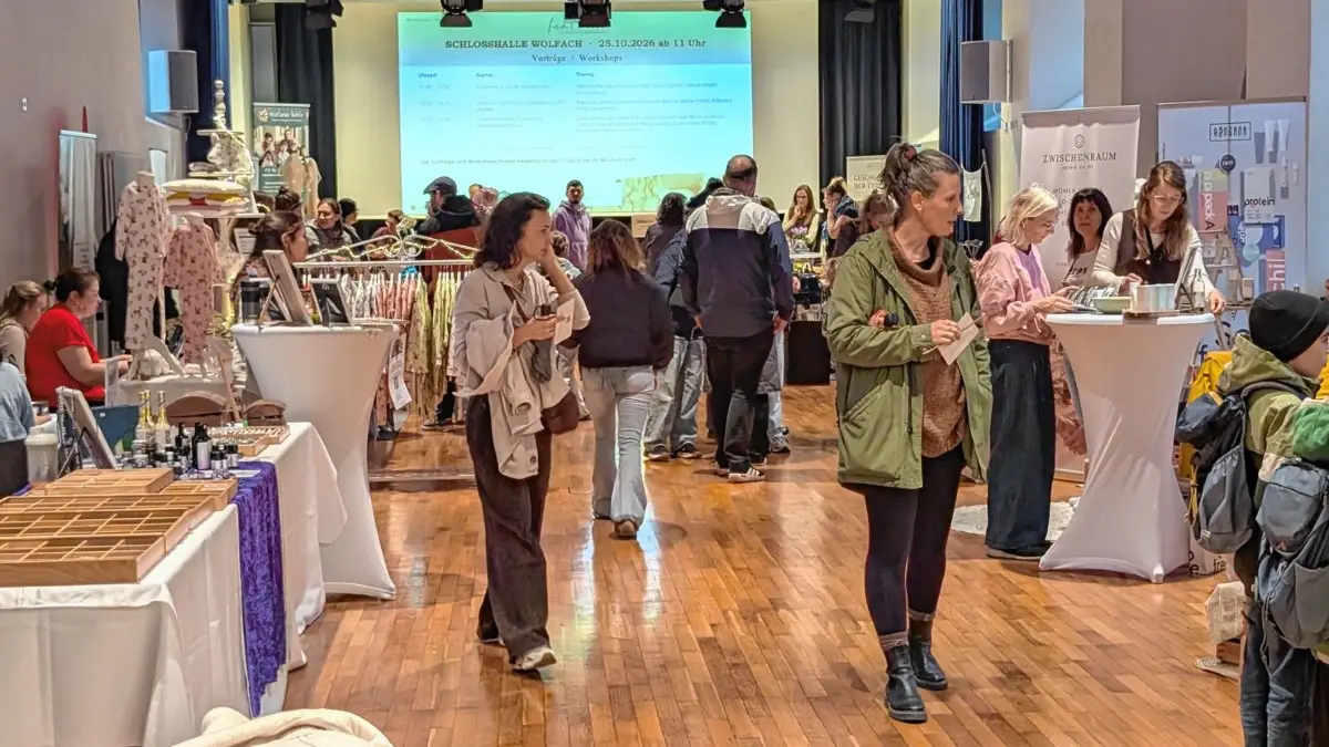 Die Familienmesse „Famfair“ in der Schlosshalle wurde am Sonntag zum Zufluchtsort beim verregneten Wolfacher Herbst.