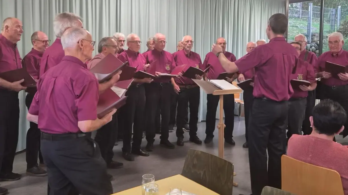 Der Männerchor Ötlingen hat sich mit seinem Herbstkonzert von der Bühne verabschiedet.