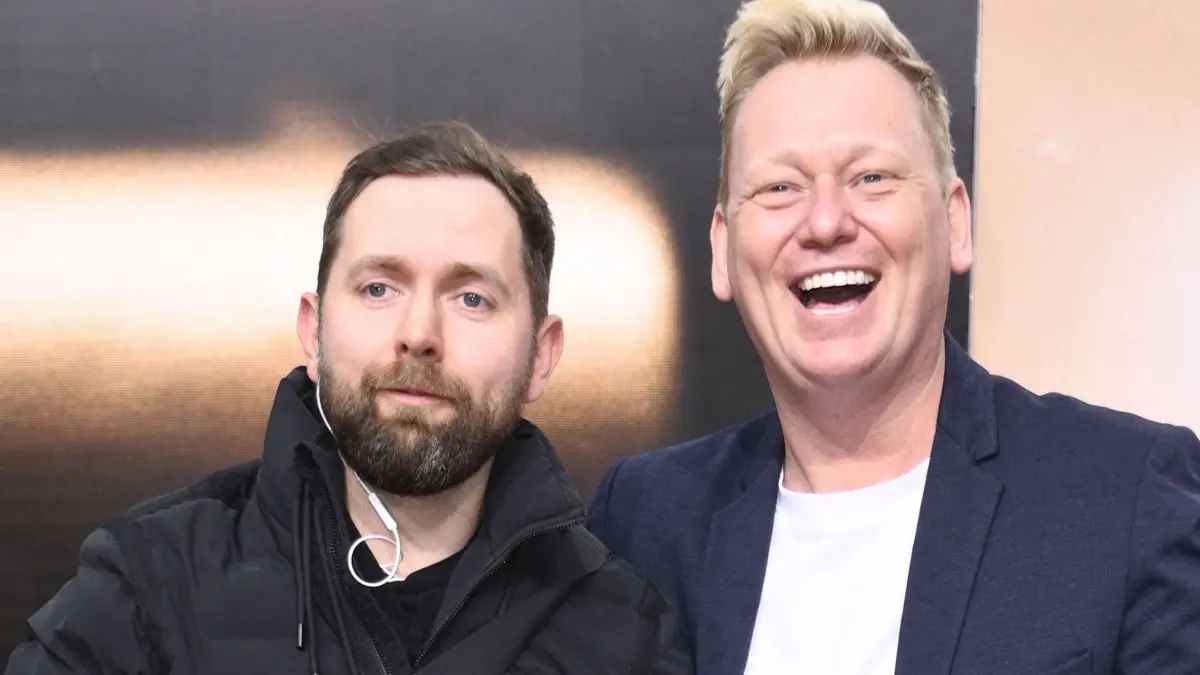 Adam Wolke und Jens Knossalla bei der Premiere des Kinofilms Michael in der Uber Eats Music Hall. Berlin, 10.04.2026 *** Adam Wolke and Jens Knossalla at the premiere of the movie Michael in the Uber Eats Music Hall Berlin, 10 04 2026 Foto:xN.xKubelkax/xFuturexImagex michael_6494