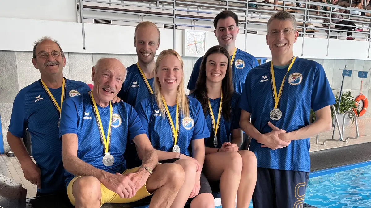 Erfolgreiche Schwimmer der Schopfheimer TSG (von links): Dietmar Birgel, Klaus Schnitzer, Philipp Schwald, Marie Leiding, Amelie Kriese, Marwin Kriese und Ulrich Kriese