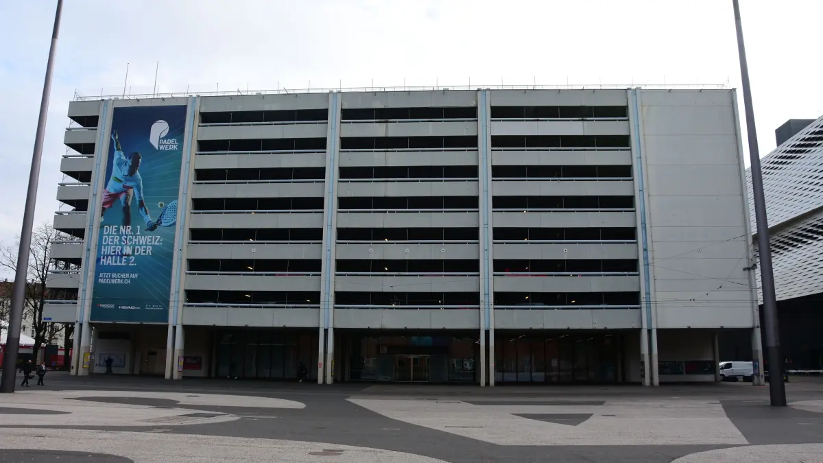 Das Basler Messeparkhaus soll neuem Wohnraum weichen.