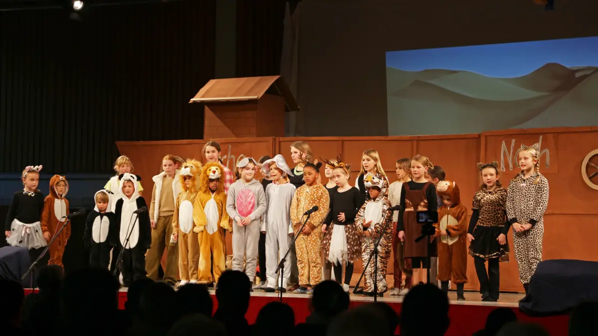 Die Kinder überzeugten beim biblischen Musical "Noah und die Sintflut".