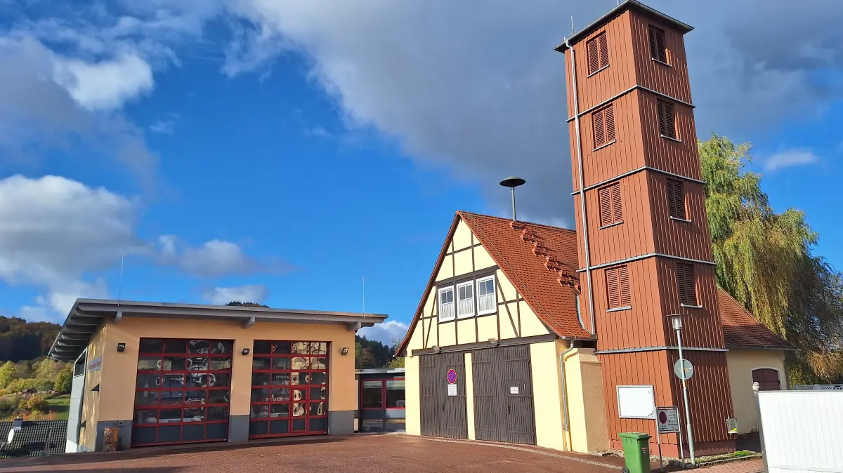 Das Feuerwehrhaus Ebhausen steht vor einer aufwendigen Erweiterung.