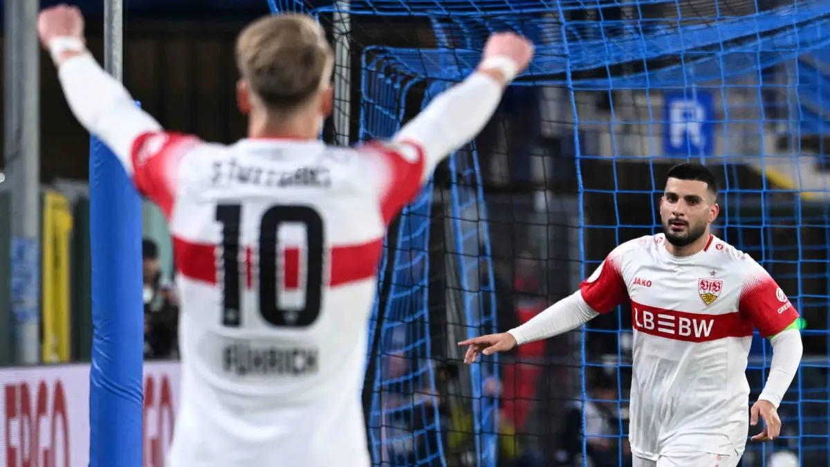 GER, Herren, DFB-Pokal, 2.Runde, Saison 2026-2027: SC Paderborn - VfB Stuttgart: Paderborn, Home Deluxe Arena, 28.10.26, GER, Herren, DFB-Pokal, 2.Runde, Saison 2026-2027: SC Paderborn - VfB Stuttgart Bild: Deniz UNDAV Stuttgart jubelt nach seinem Tor zum 0:1 mit Chris FUEHRICH Stuttgart Only for editorial use DFB regulations prohibit any use of photographs as image sequences and/or quasi-video. Nordrhein-Westfalen Deutschland *** Paderborn, Home Deluxe Arena, October 28, 2026, GER, Men s, DFB Cup, 2nd Round, 20262027 Season, SC Paderborn vs. VfB Stuttgart. Photo by Deniz UNDAV: Stuttgart celebrates after scoring the 01 goal with Chris FUEHRICH. Stuttgart. For editorial use only. DFB regulations prohibit any use of photographs as image sequences and/or quasi-video. North Rhine-Westphalia, Germany