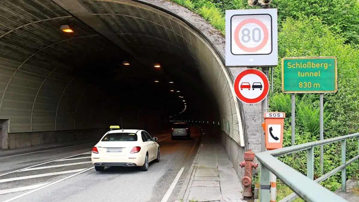 Der Schlossbergtunnel muss ebenso wie der Kirchbergtunnel saniert werden. (Archivbild)