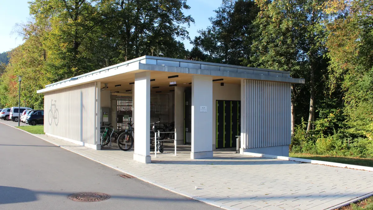 Fahrradparkhaus